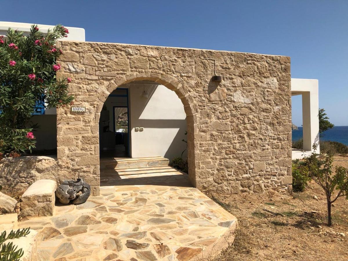 Villa Bravo Karpathos Bagian luar foto